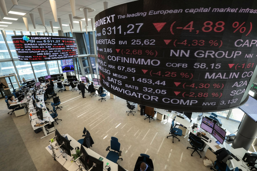 Moyen-Orient: les Bourses d'Europe clôturent sur une note prudente